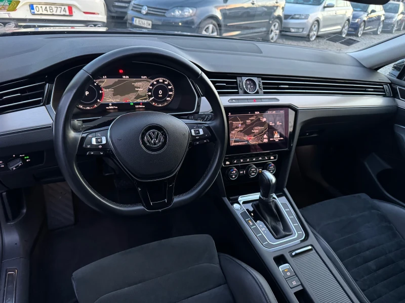 VW Passat 2.0TDI* DSG* Highline* NOVA, снимка 6 - Автомобили и джипове - 49529225