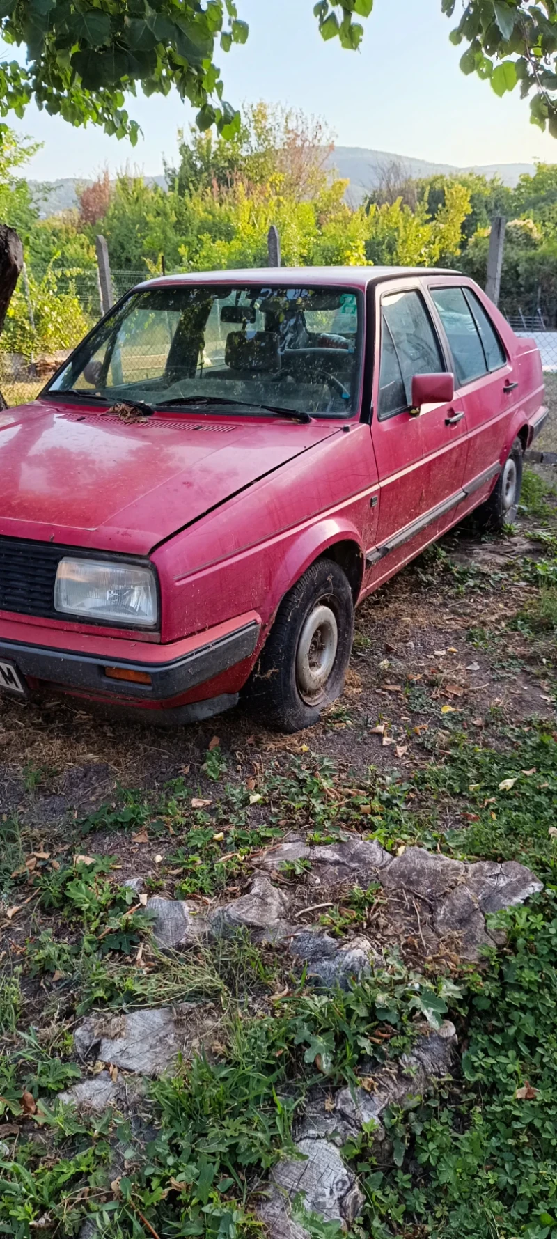 VW Jetta, снимка 8 - Автомобили и джипове - 52598904