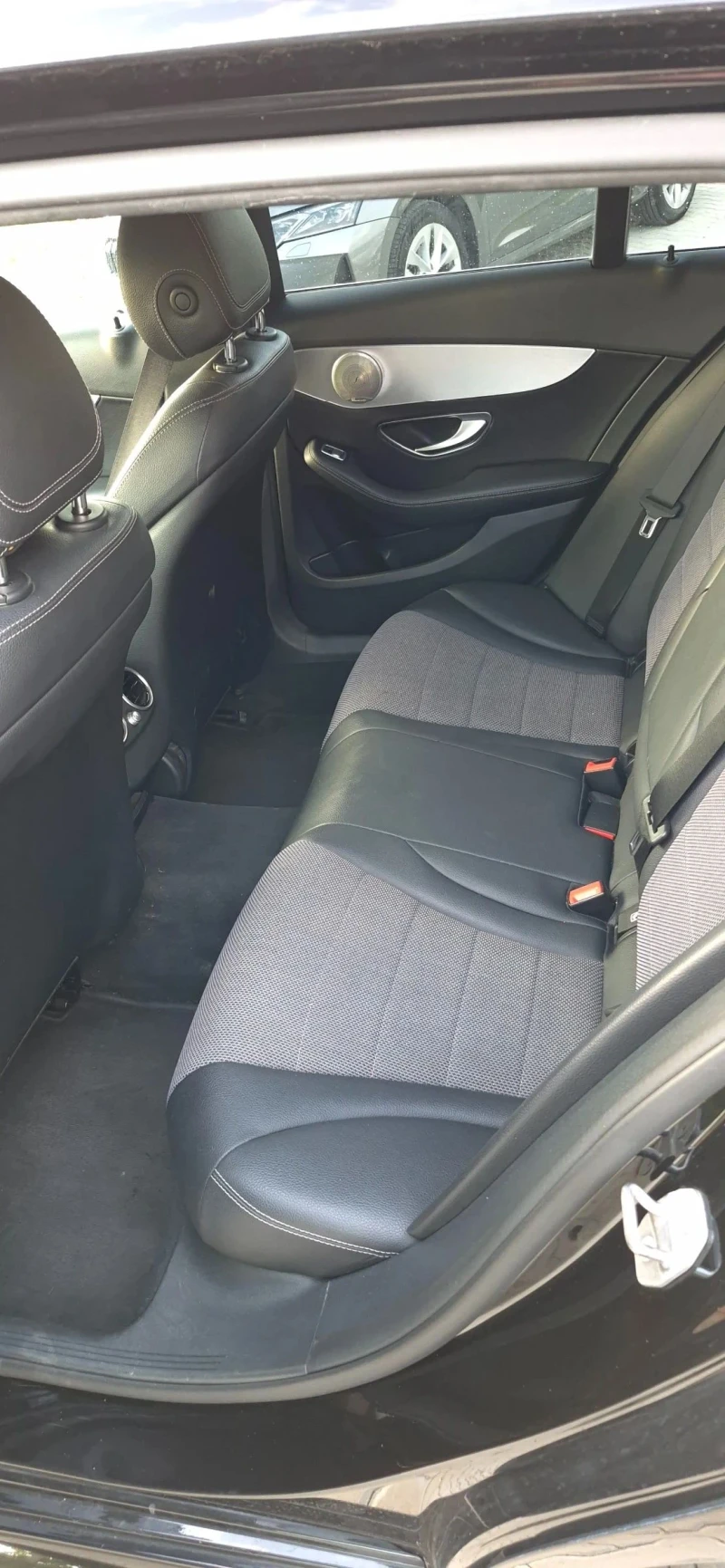 Mercedes-Benz C 250 CDI 4MATIC T-Modell AMG Line, снимка 10 - Автомобили и джипове - 53278705