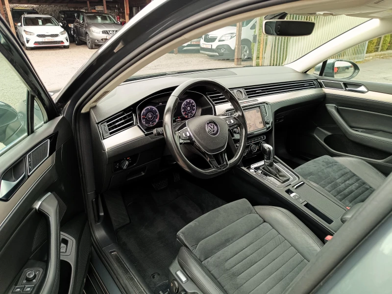 VW Passat 2.0 TDi* 4 Motion* Digital* Distronic* NAVI* ПАНОР, снимка 8 - Автомобили и джипове - 52640357