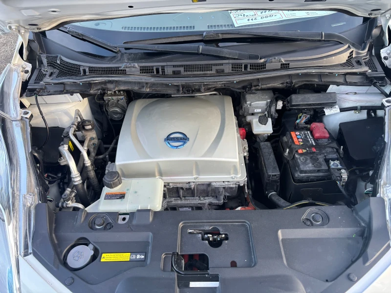 Nissan Leaf  2014+ 110кс+ 24KW-НАВИ+ КАМЕРА+ С.ИСТОРИЯ-КАТО НОВ, снимка 16 - Автомобили и джипове - 53261898