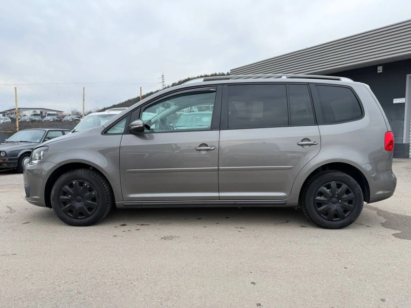 VW Touran 1.2TSI FACE NAVI, снимка 8 - Автомобили и джипове - 53478209