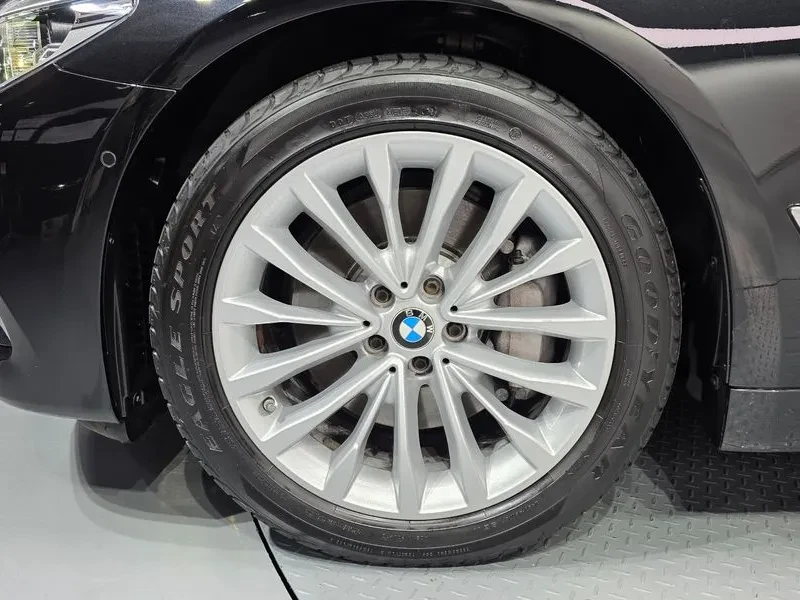 BMW 530  530I Luxury Plus G30, снимка 5 - Автомобили и джипове - 55536888