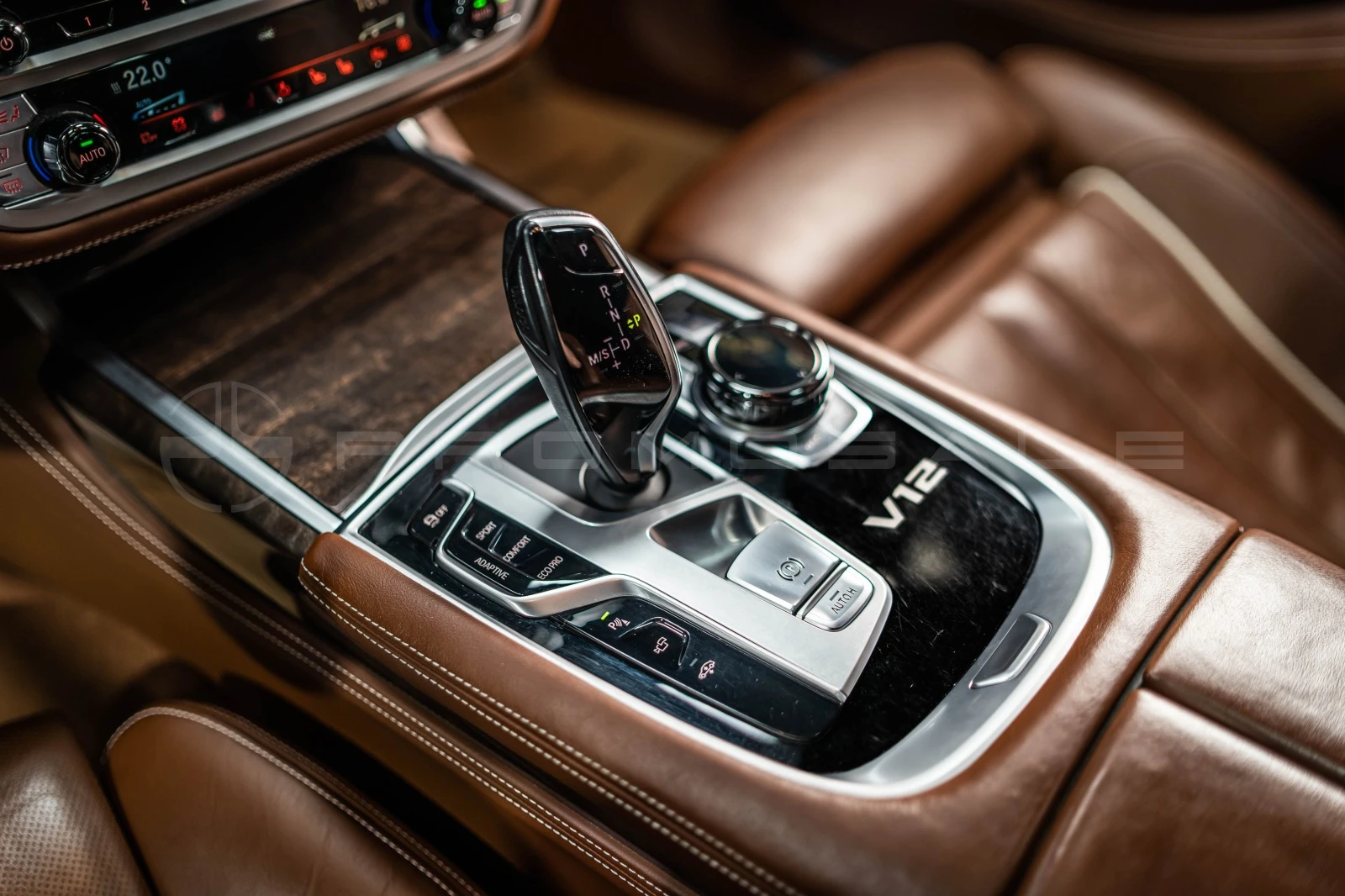 BMW 760 Li xDrive* M-Packet* Pano* ExecutiveLounge* TV - изображение 9