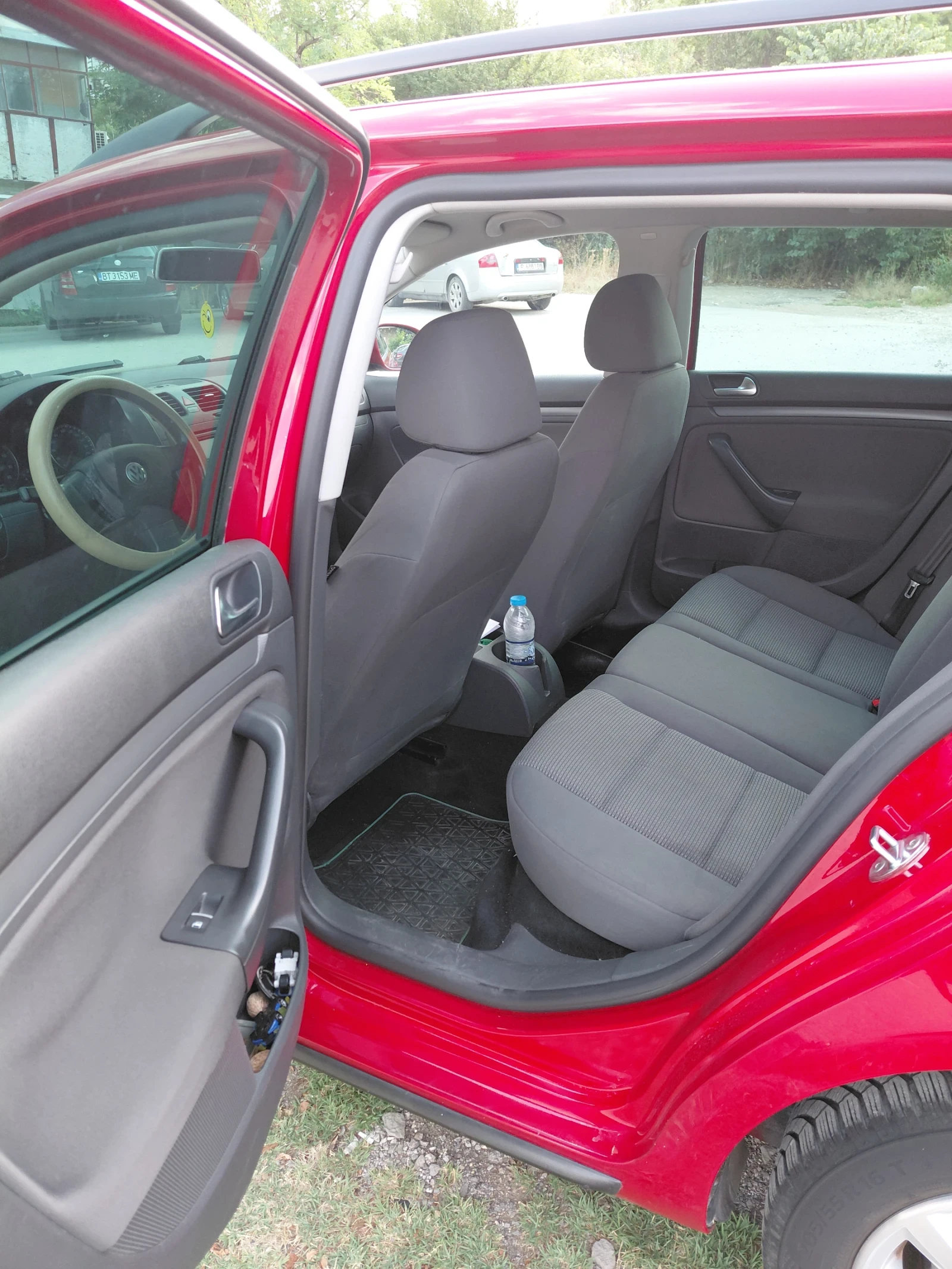 VW Golf Комби - изображение 7