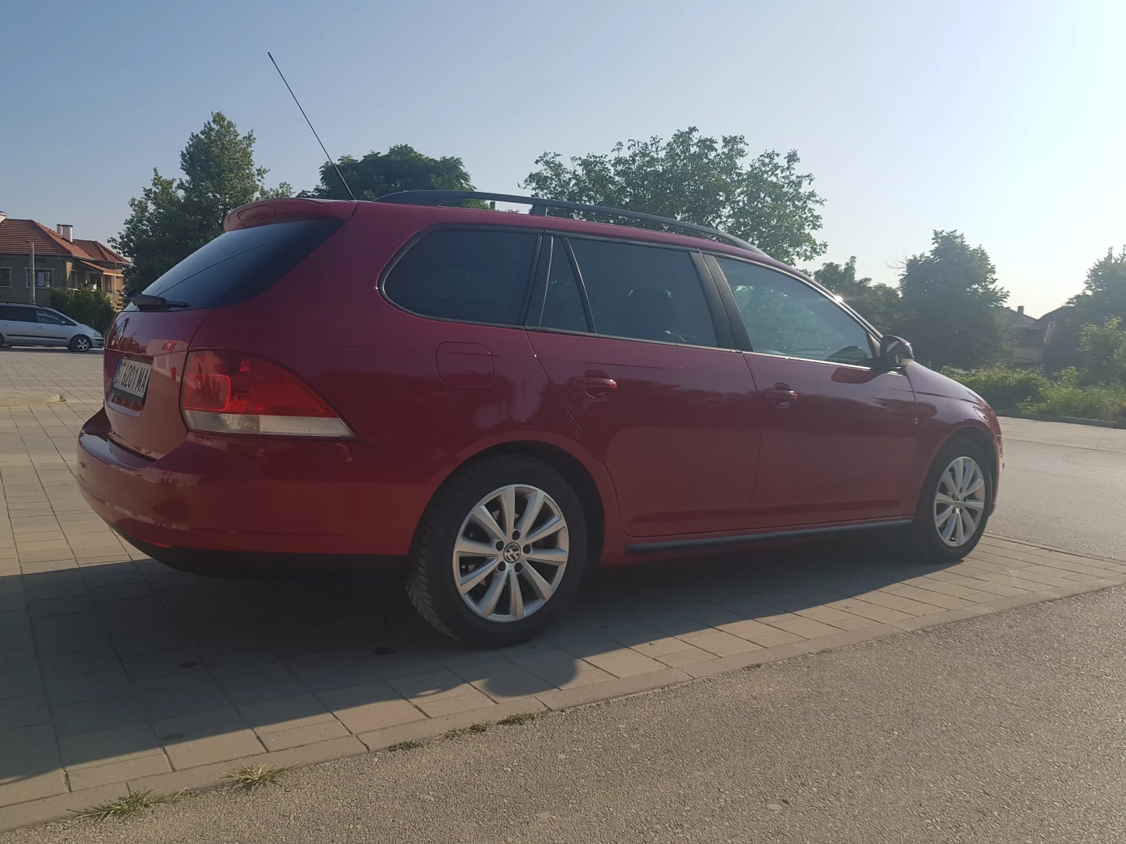 VW Golf Комби - изображение 8