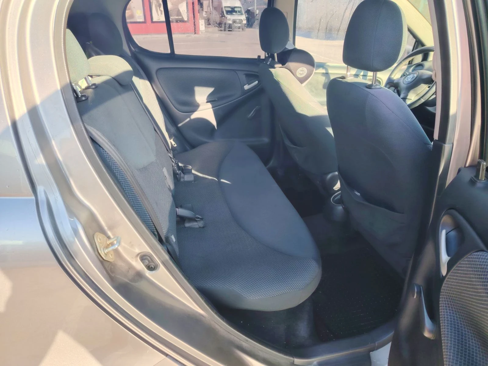 Toyota Yaris D4D - изображение 8