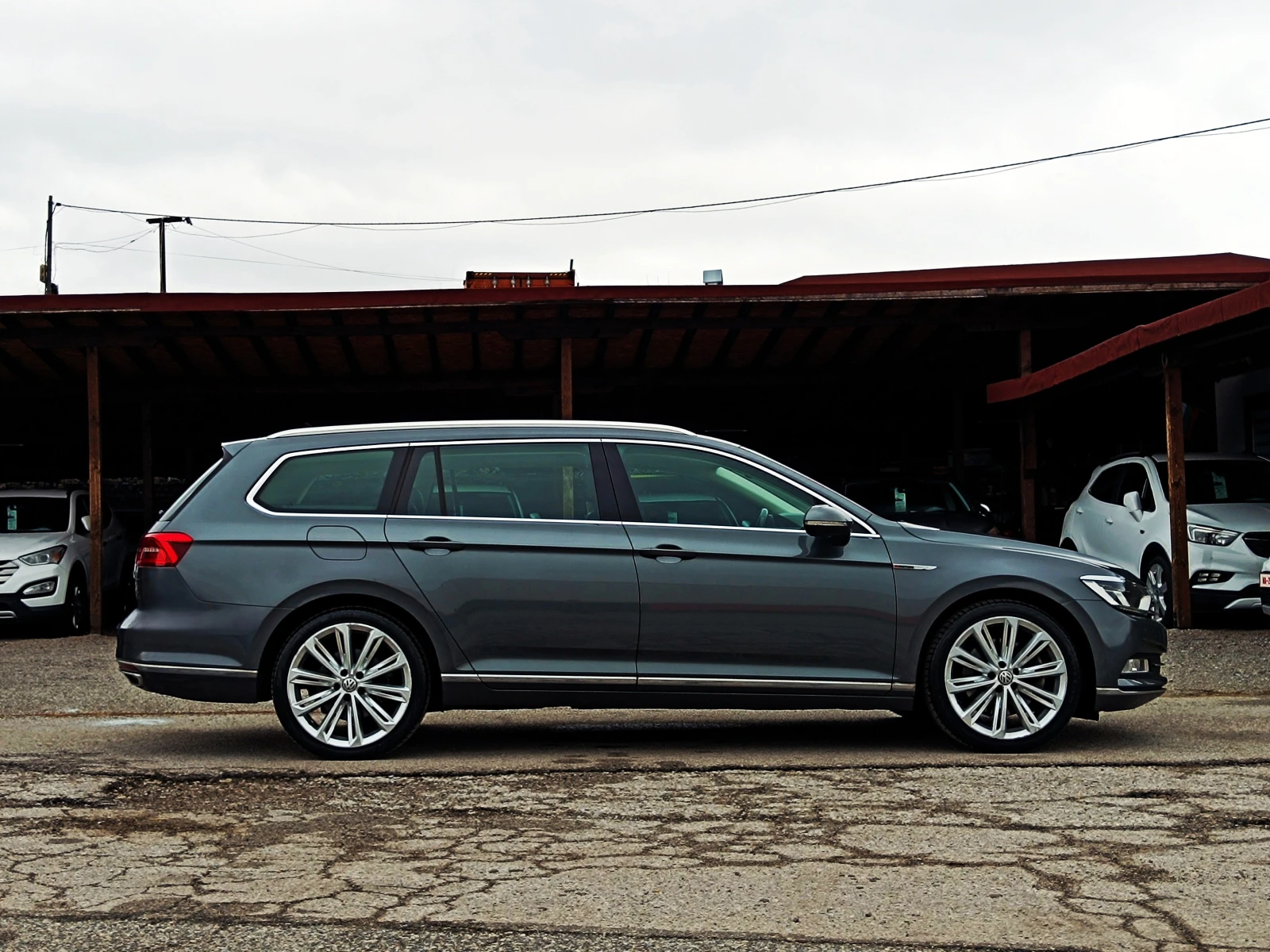 VW Passat 2.0 TDi* 4 Motion* Digital* Distronic* NAVI*  | Mobile.bg   4