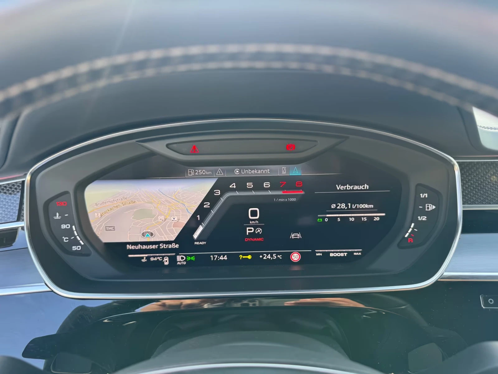 Audi S8 4.0TFSI/571HP/QUATTRO/OLED/B&O/360/MEMO/ACC/1002f - изображение 10