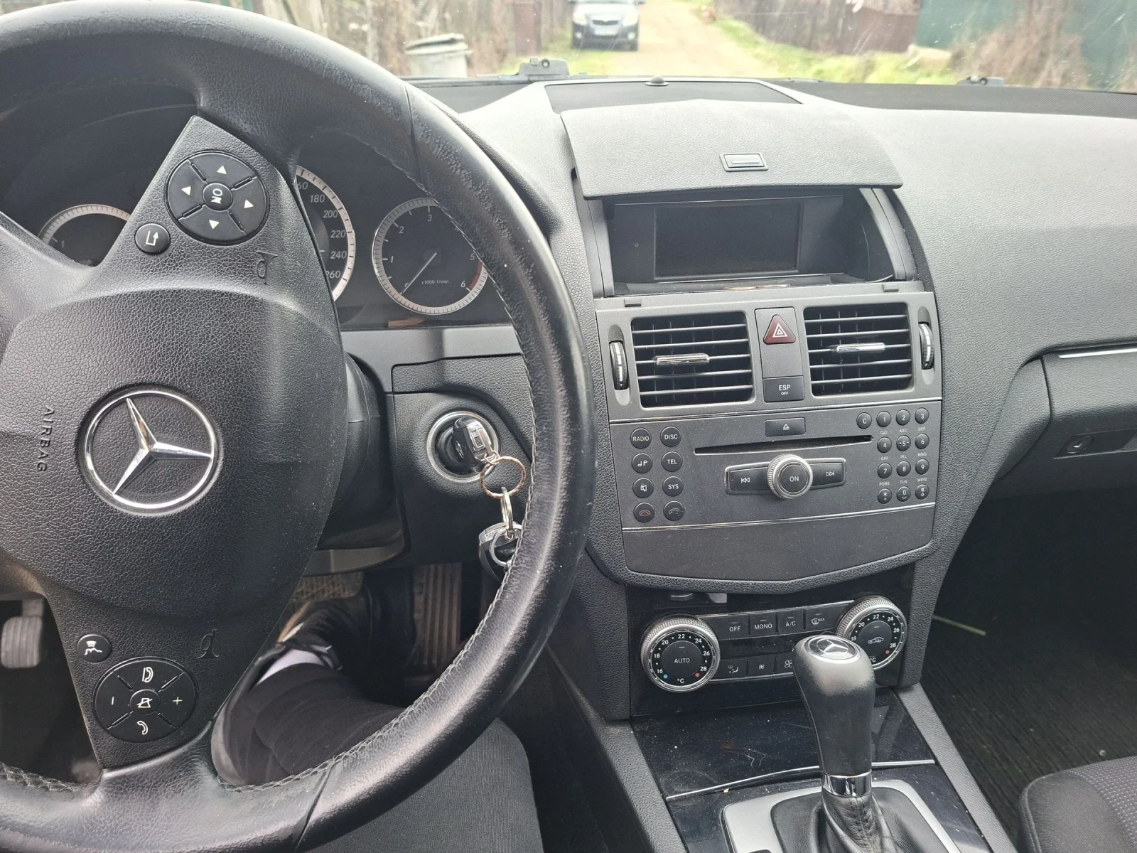 Mercedes-Benz C 220  - изображение 3