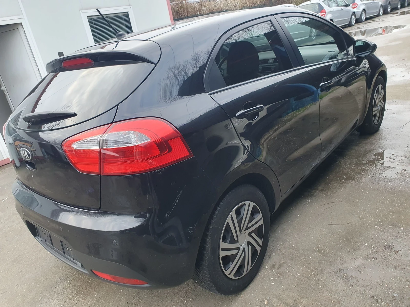 Kia Rio 1.3  KLIMA KOJA  NOVA, снимка 4 - Автомобили и джипове - 53309332