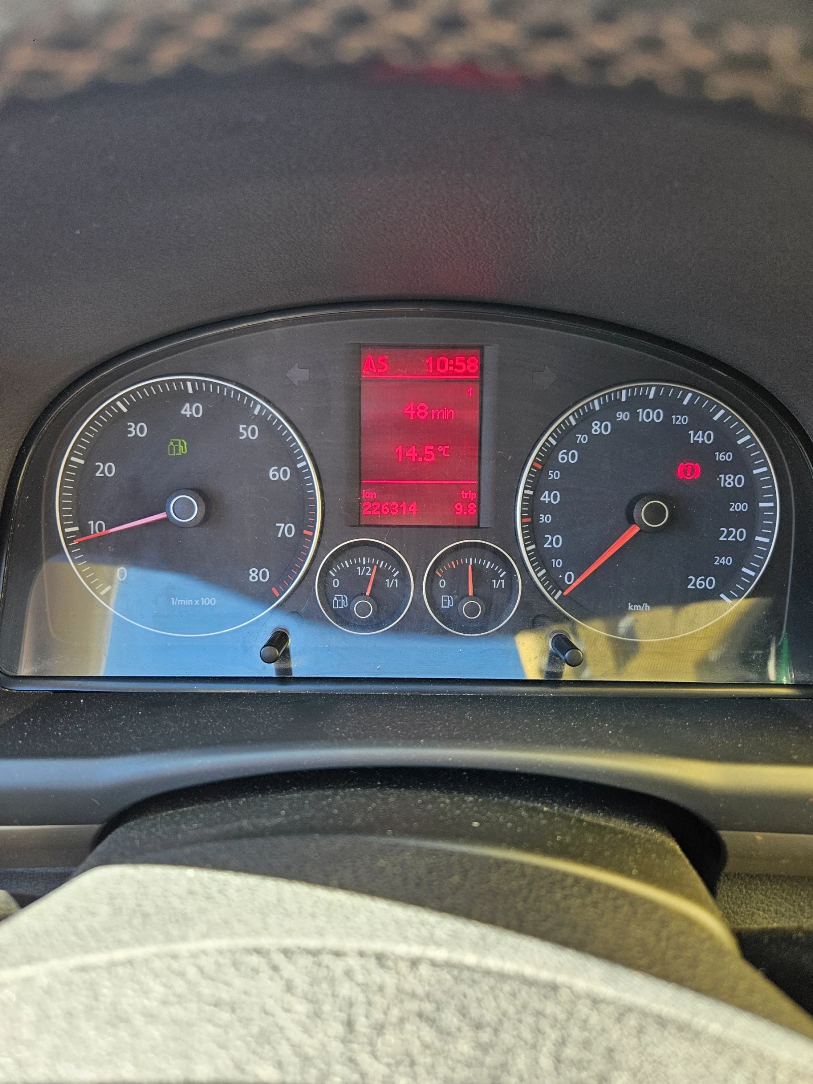 VW Touran  - изображение 7