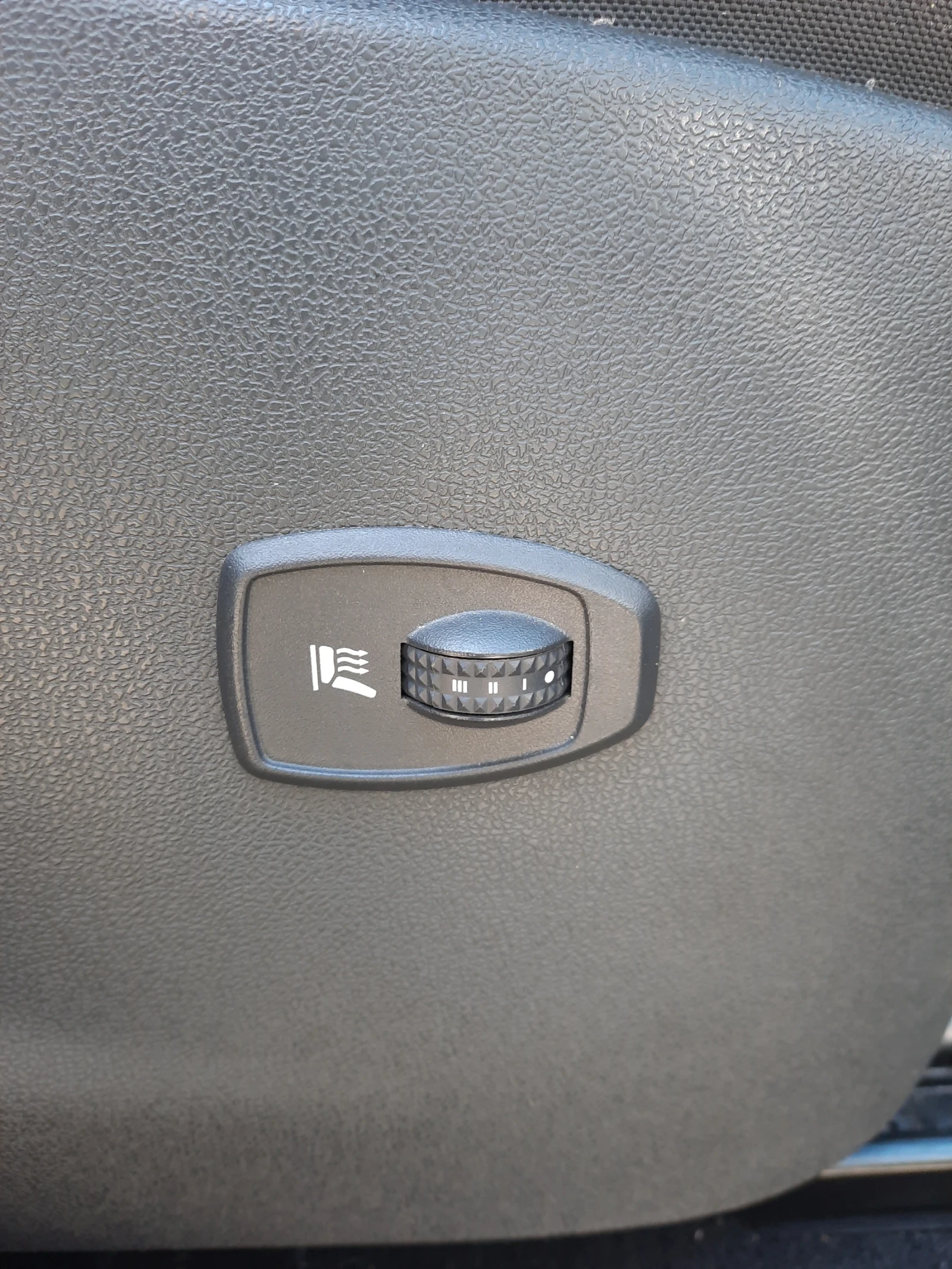 Renault Grand scenic 1.5 dci, снимка 15 - Автомобили и джипове - 53847418