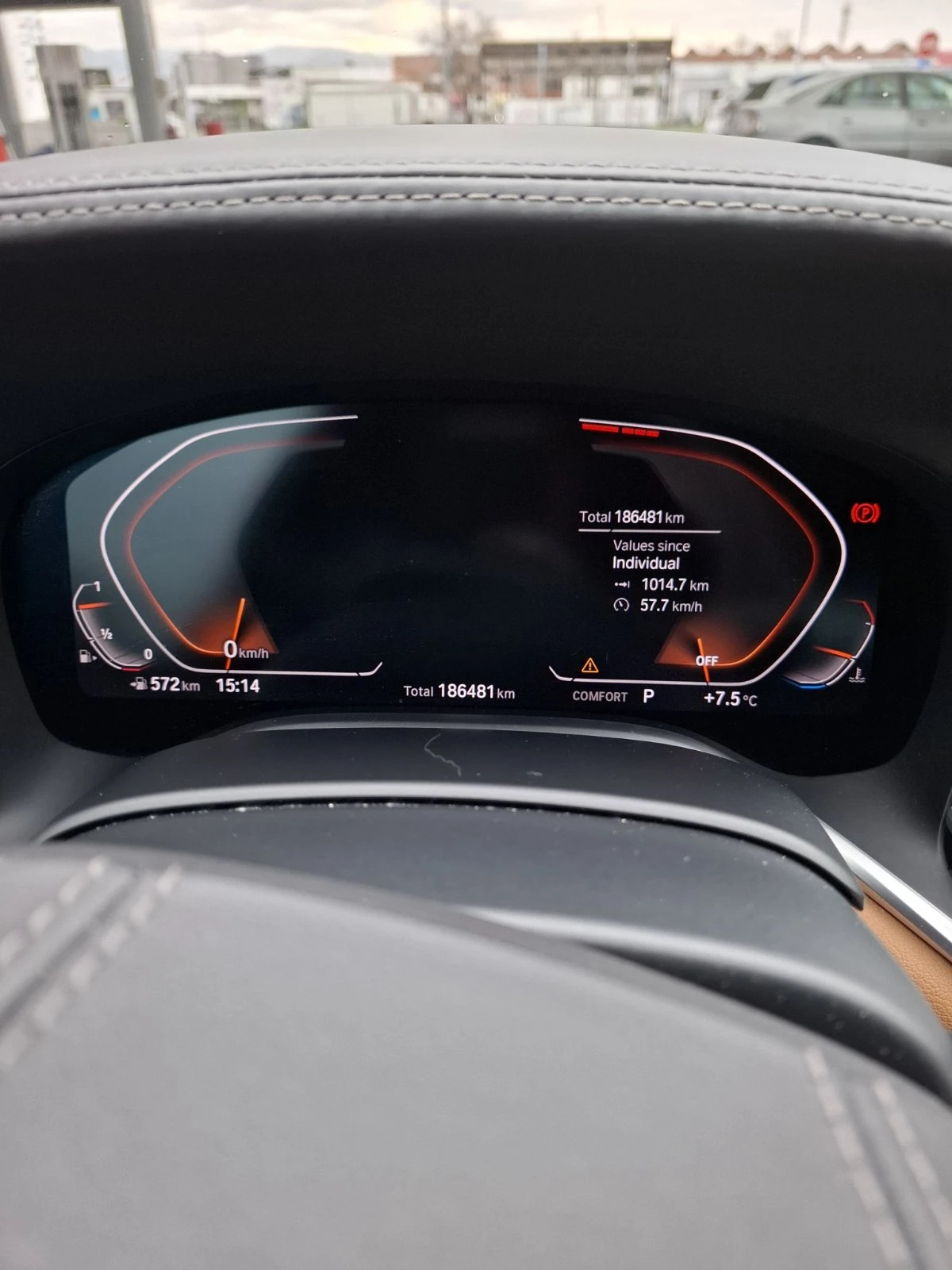 BMW 750 I X DRIVE, снимка 14 - Автомобили и джипове - 54022368