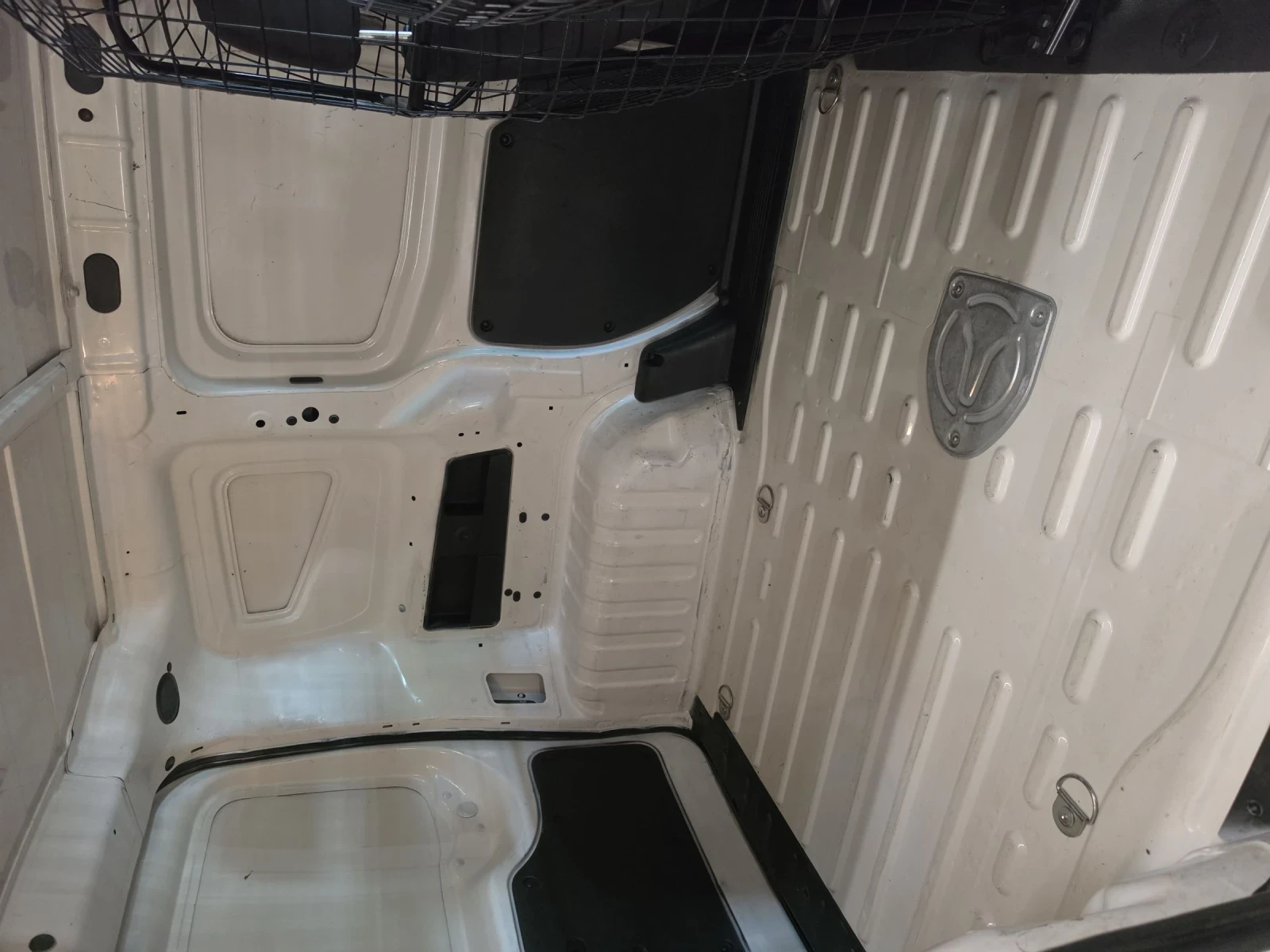 Citroen Nemo 1.3* 75кс* РЕГ* РЕАЛНИ КМ* КЛИМА* СЕРВИЗНА ИСТОРИЯ, снимка 10 - Автомобили и джипове - 55177409