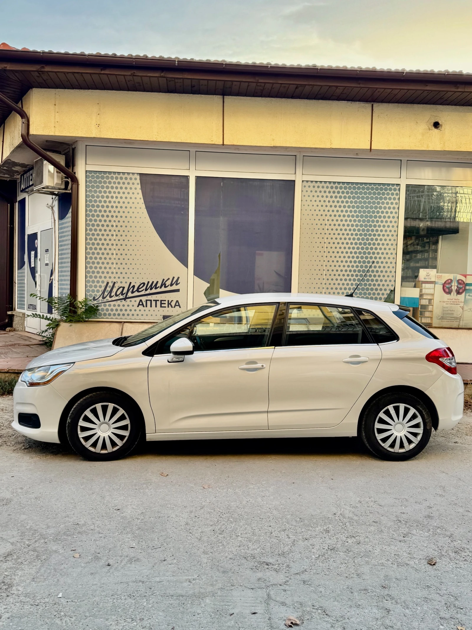 Citroen C4, снимка 3 - Автомобили и джипове - 55886901