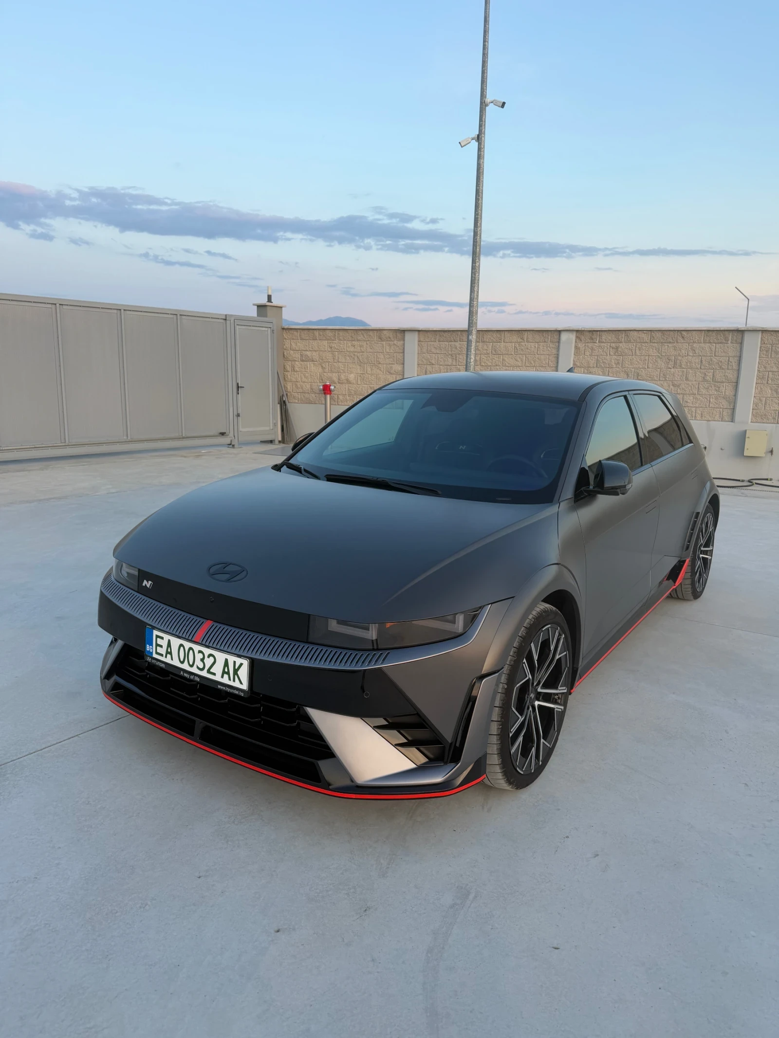 Hyundai Ioniq 5 N 2025 9500 км налична , снимка 3 - Автомобили и джипове - 56134060