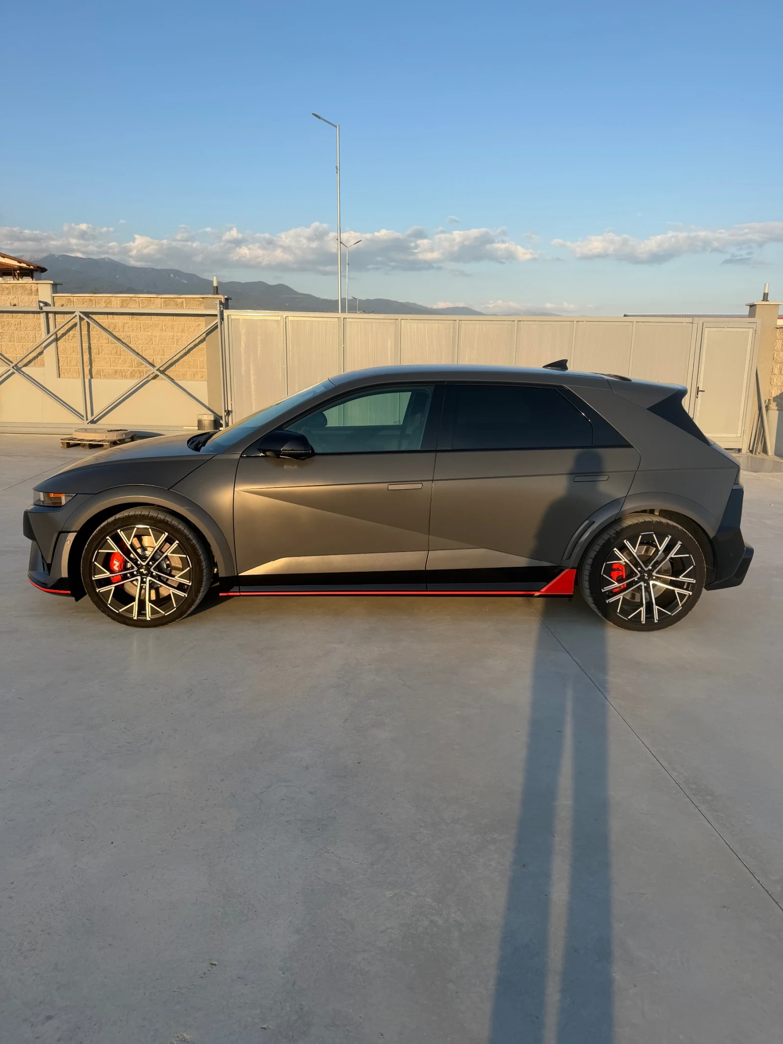 Hyundai Ioniq 5 N 2025 9500 км налична , снимка 9 - Автомобили и джипове - 56134060