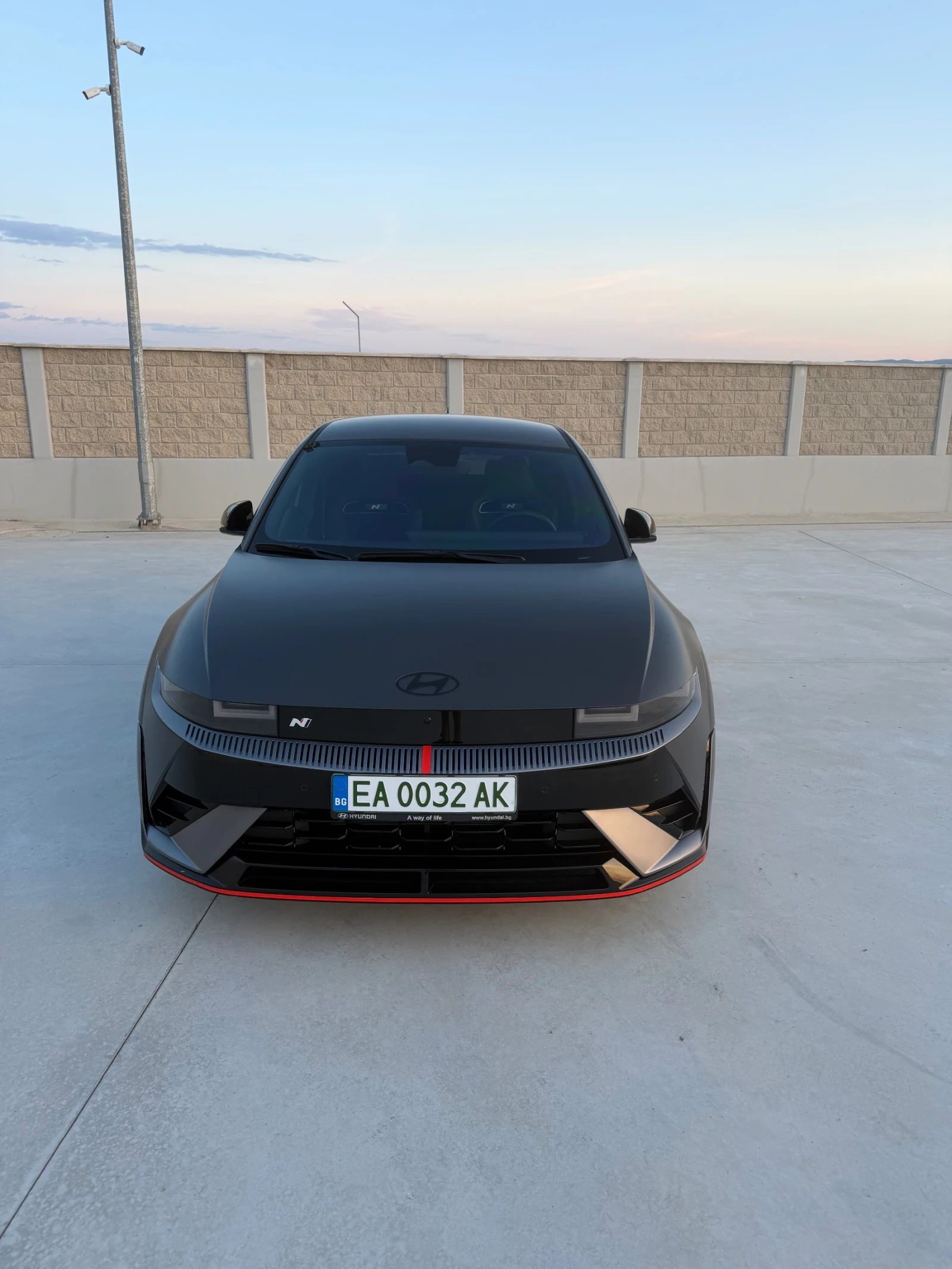 Hyundai Ioniq 5 N 2025 9500 км налична , снимка 2 - Автомобили и джипове - 56134060