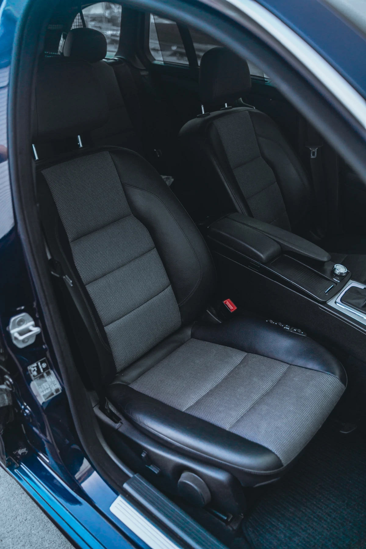 Mercedes-Benz C 220 2.2 CDI, снимка 8 - Автомобили и джипове - 56342200