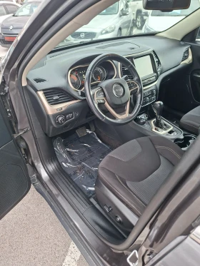 Jeep Cherokee 2.2 4x4 turbodiesel, снимка 9