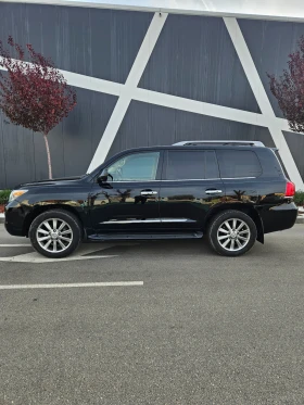 Lexus LX 570 FULL ЕКСТРИ ЗА МОДЕЛА! БЕНЗИН-ГАЗ - 59900 лв. / 30626.38 € - 75757789 2