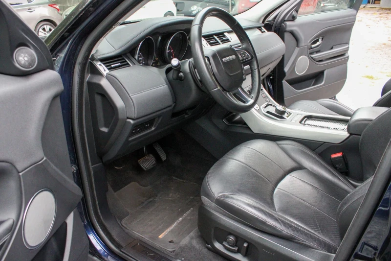 Land Rover Range Rover Evoque 2.0 TD4 PURE, снимка 9 - Автомобили и джипове - 52042562