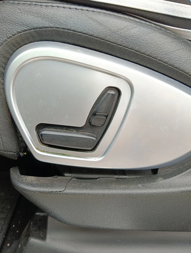 Mercedes-Benz ML 320 3.2 CDI, снимка 11 - Автомобили и джипове - 53283541