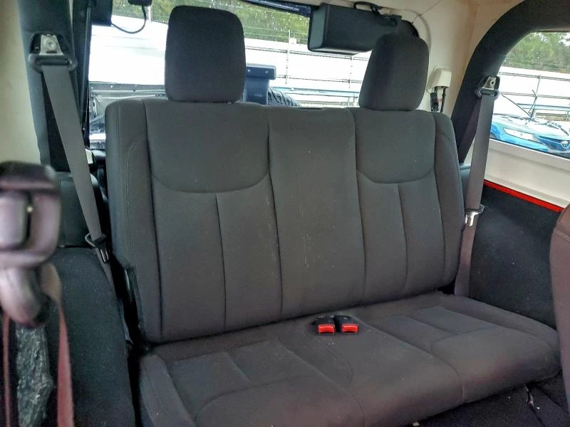 Jeep Wrangler SPORT 4x4  - изображение 10