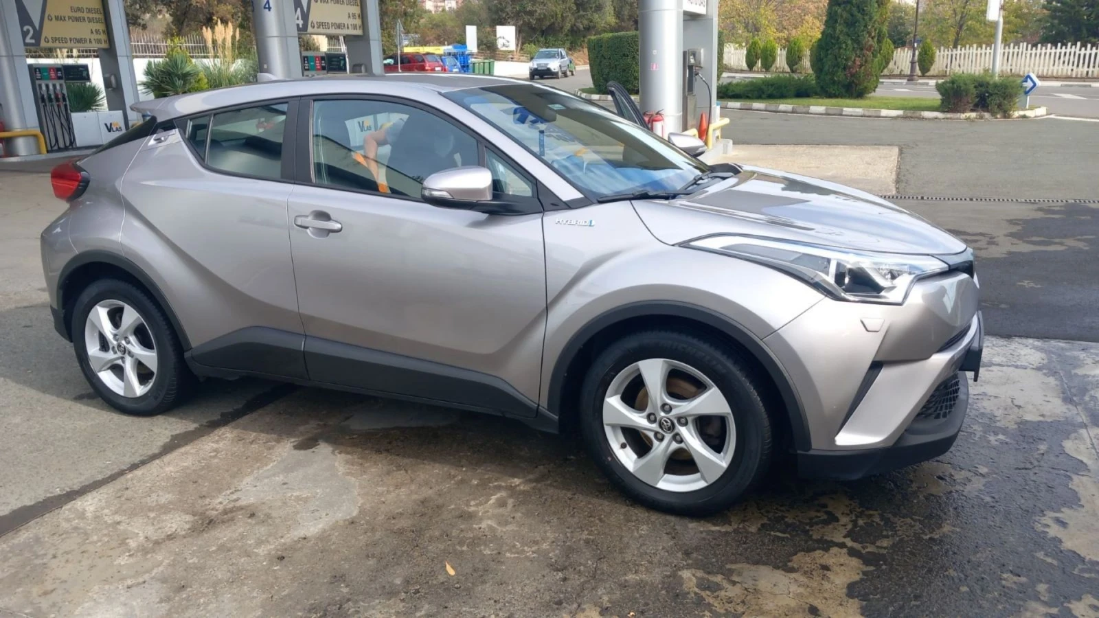 Toyota C-HR 1.8 HYBRID KAMERA - изображение 3