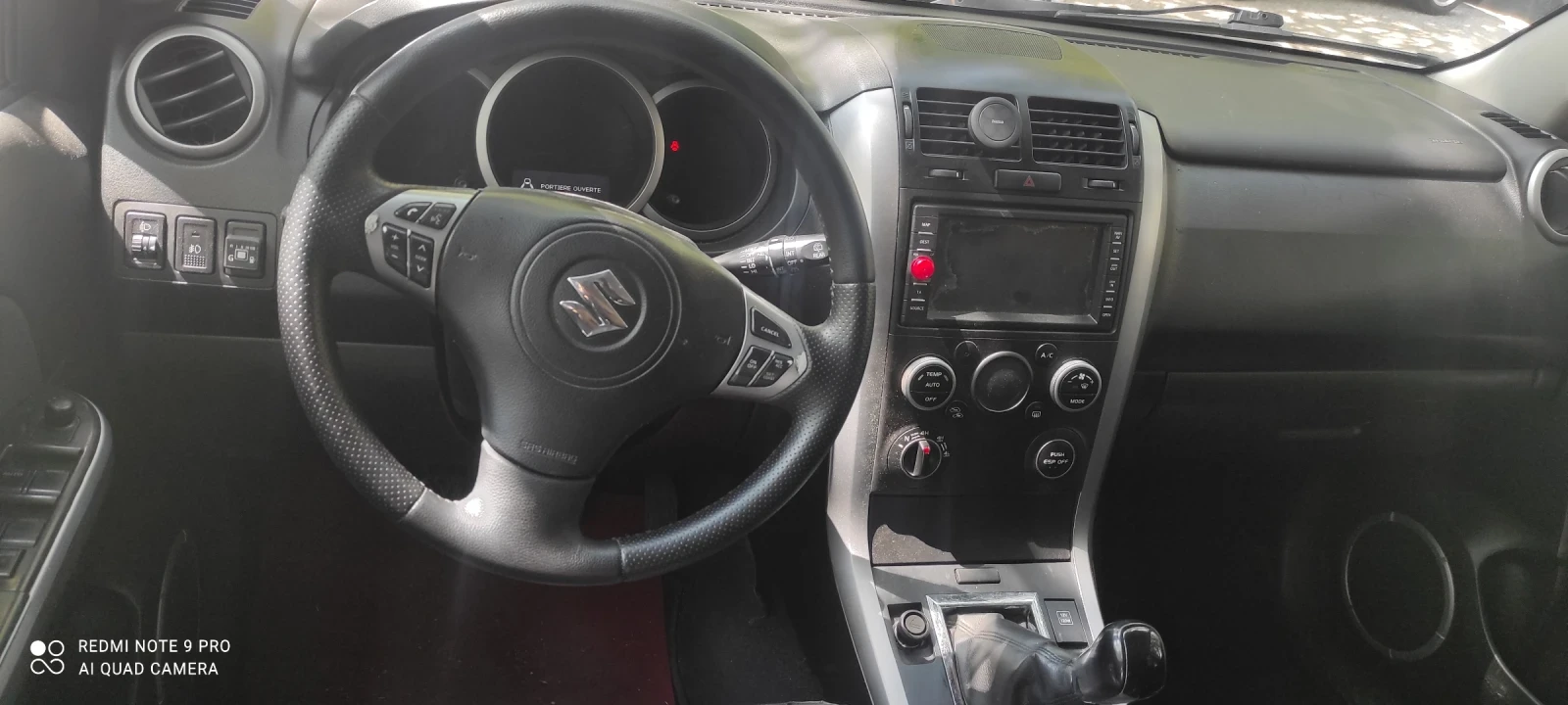 Suzuki Vitara 2.4i - изображение 9