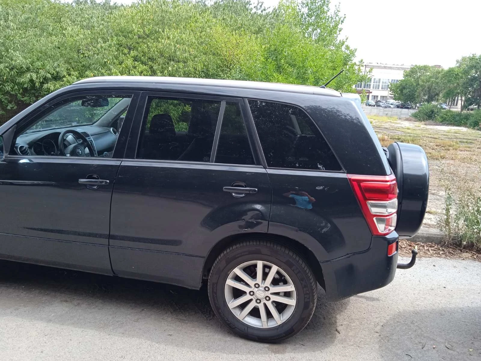 Suzuki Vitara 2.4i - изображение 3