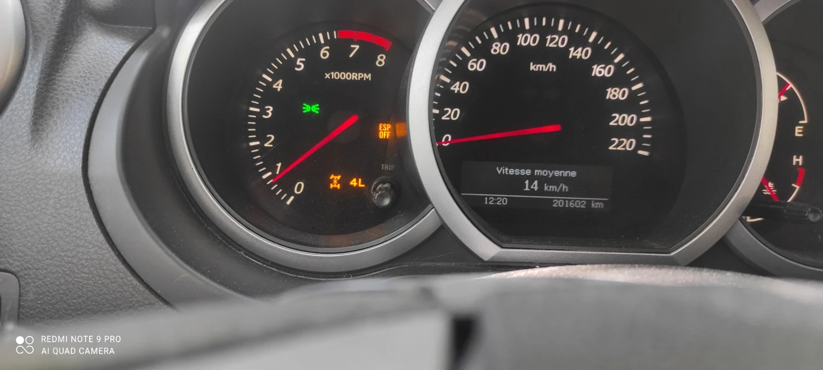 Suzuki Vitara 2.4i - изображение 8