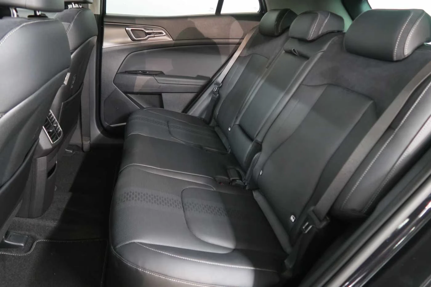 Kia Sportage ���!1.6PHEV/252HP/SPIRIT/360/4X4/NAVI/LED/967v | Mobile.bg � ����������� 11