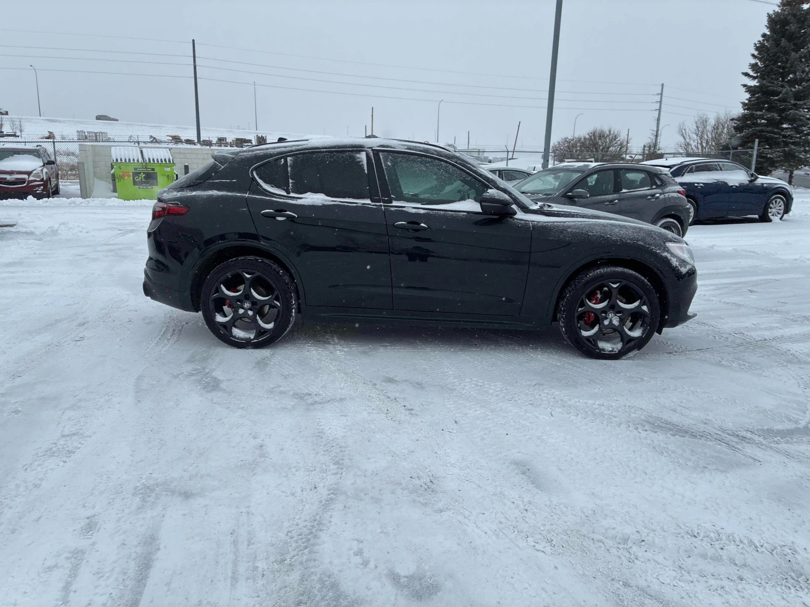 Alfa Romeo Stelvio Veloce * * CARFAX * * ���� ������ * *  | Mobile.bg � ����������� 4