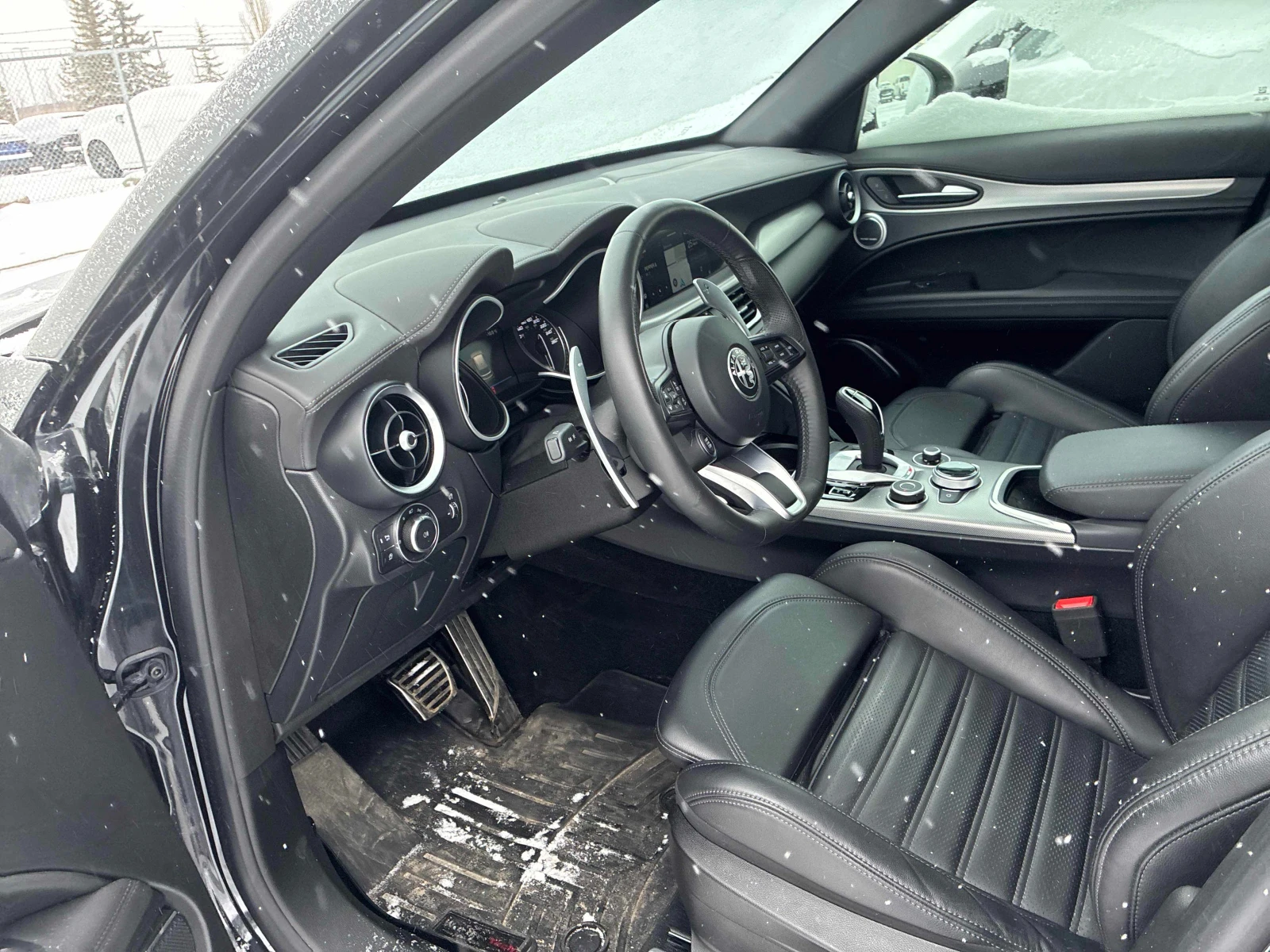 Alfa Romeo Stelvio Veloce * * CARFAX * * ���� ������ * *  | Mobile.bg � ����������� 7
