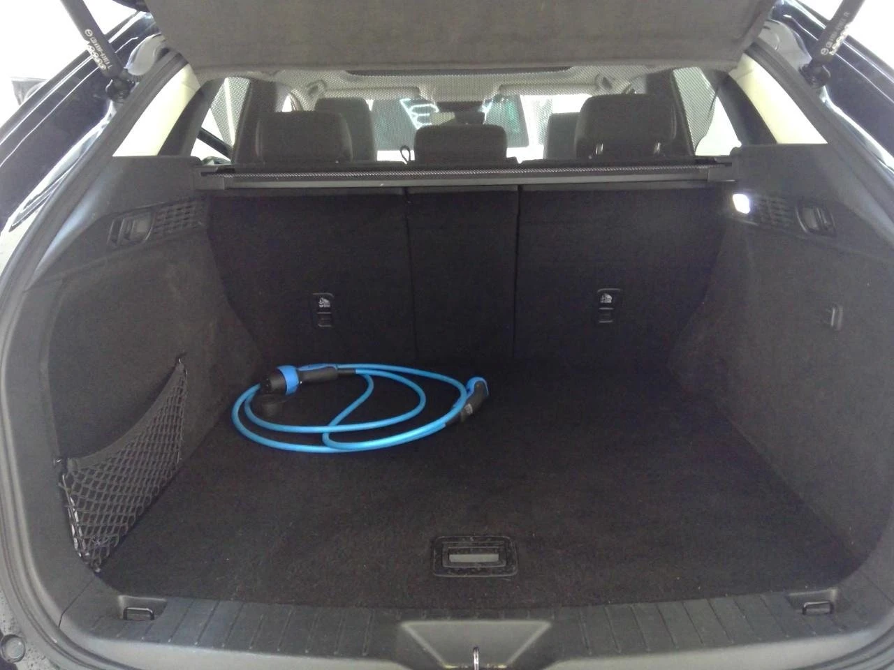 Mazda CX-60 Takumi, снимка 10 - Автомобили и джипове - 54066965