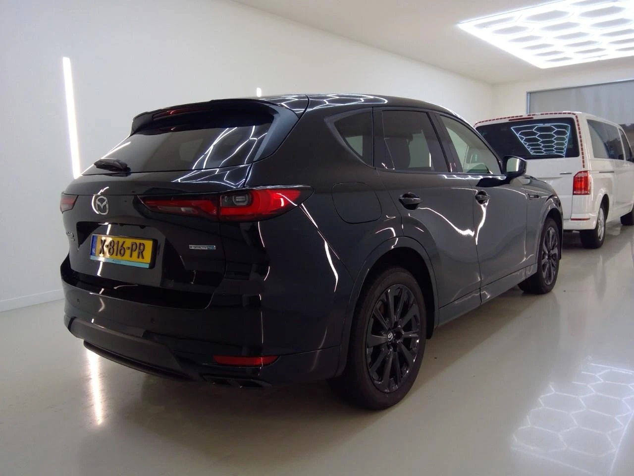 Mazda CX-60 Takumi, снимка 3 - Автомобили и джипове - 54066965