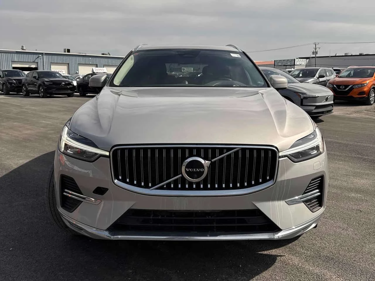 Volvo XC60 * Inscription * CARFAX * ЦЕНА ДО БГ, снимка 2 - Автомобили и джипове - 54218425