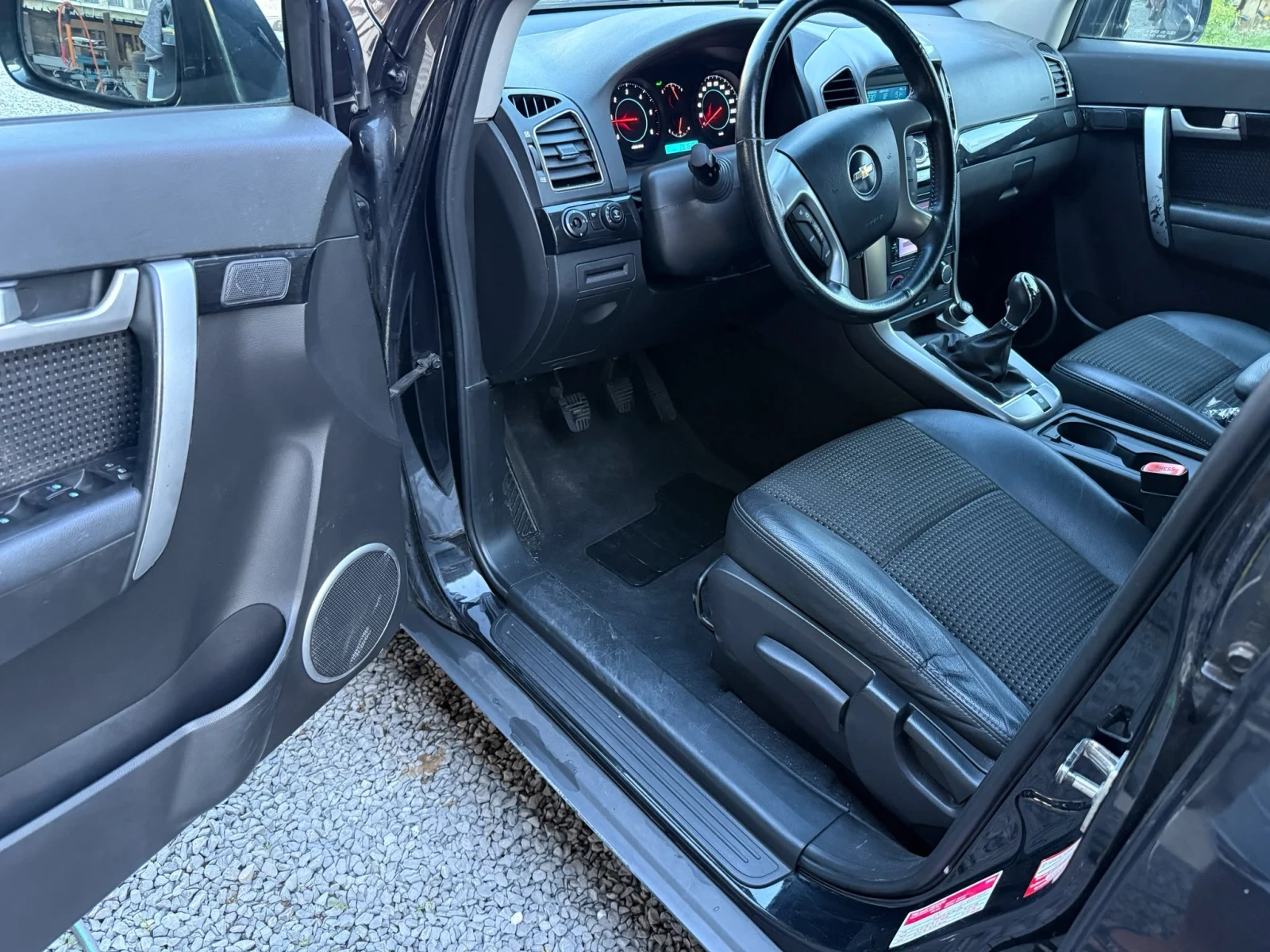 Chevrolet Captiva, снимка 11 - Автомобили и джипове - 54733172
