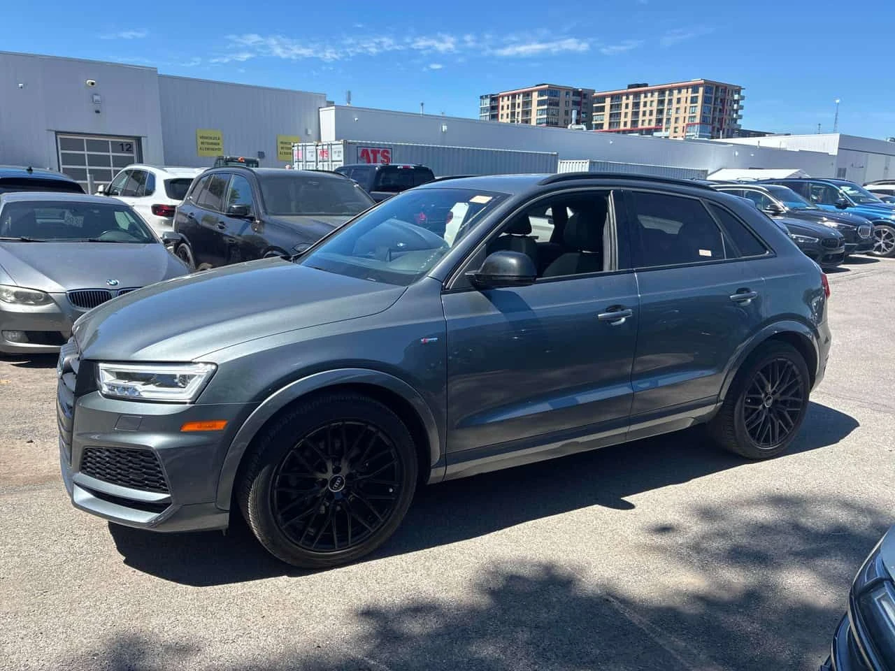 Audi Q3 | Technik | CARFAX | ПОДГРЕВ | ПАНОРАМА | , снимка 2 - Автомобили и джипове - 54900880