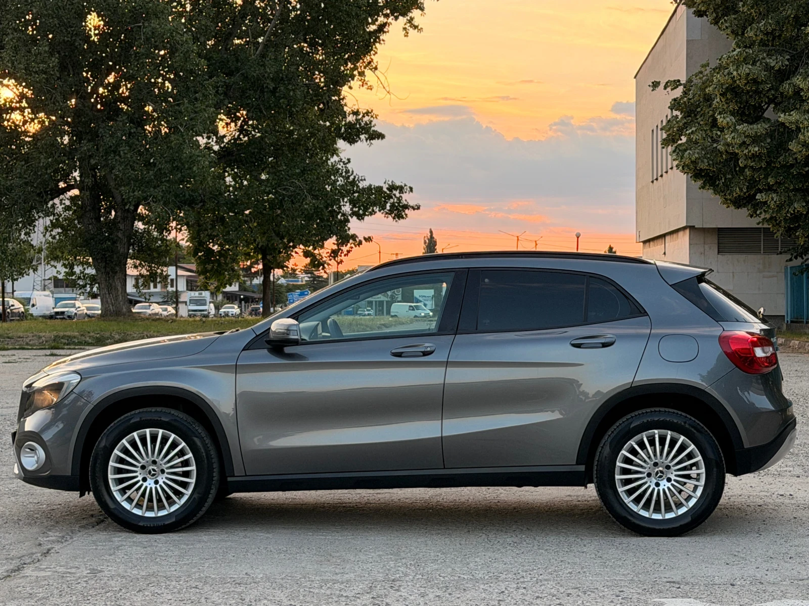 Mercedes-Benz GLA 200 D/4-MATIC/��������� | Mobile.bg � ����������� 2