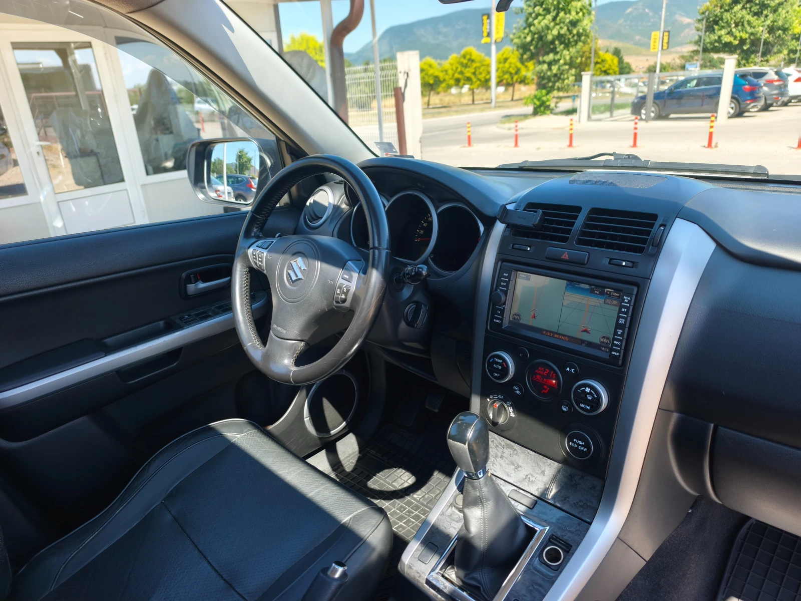 Suzuki Grand vitara КАТО НОВА/ИТАЛИЯ, снимка 14 - Автомобили и джипове - 55362020
