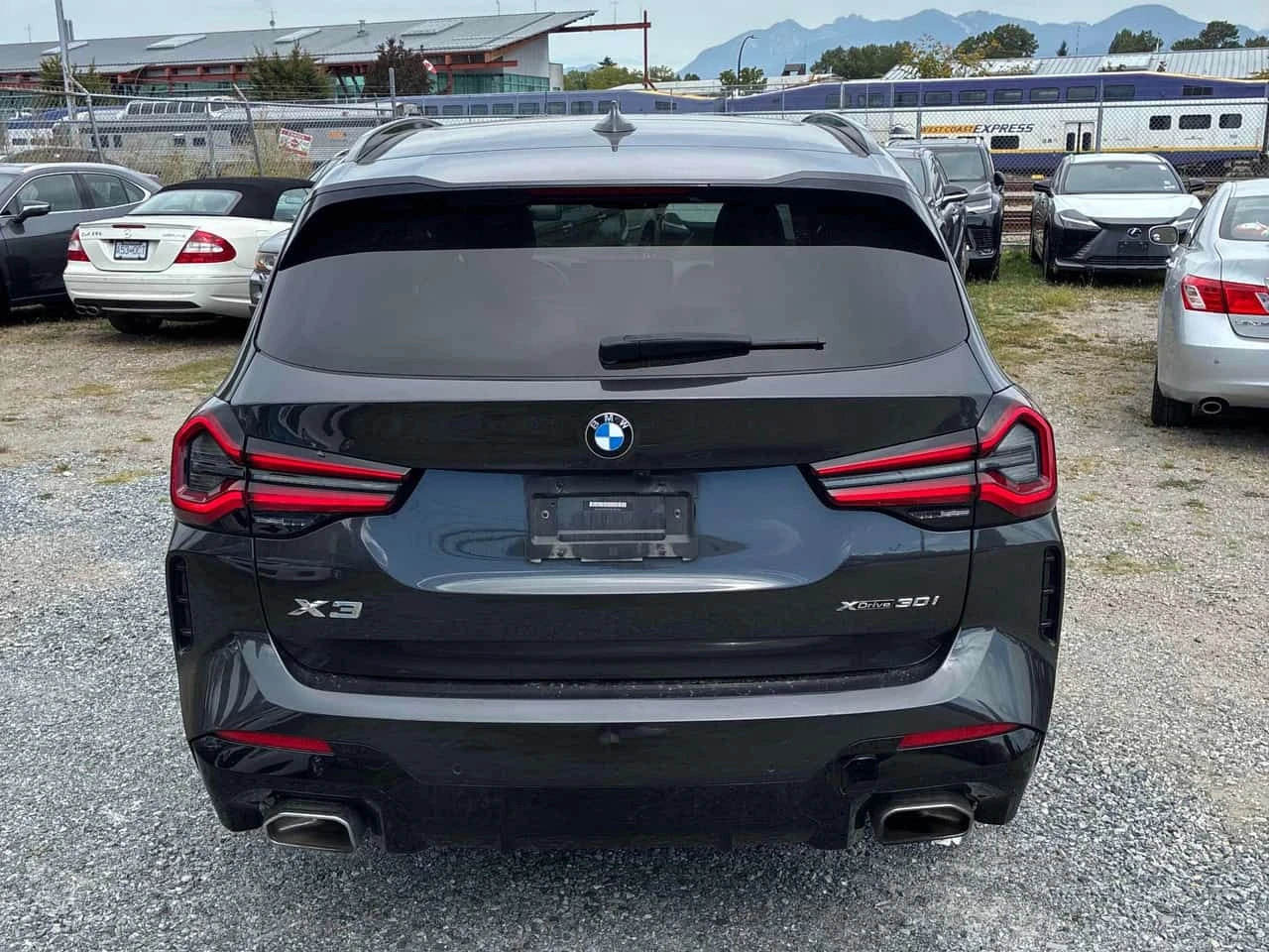 BMW X3  xDrive30i / M ПАКЕТ / ОТ ПРЕДСТАВИТЕЛСТВО , снимка 4 - Автомобили и джипове - 55735042