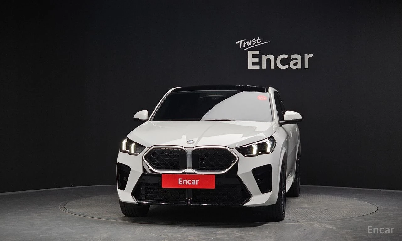 BMW X2 20i* M* SPORT* HARMON* KARDON* 360КАМЕРА* LANE* AS, снимка 3 - Автомобили и джипове - 55961498