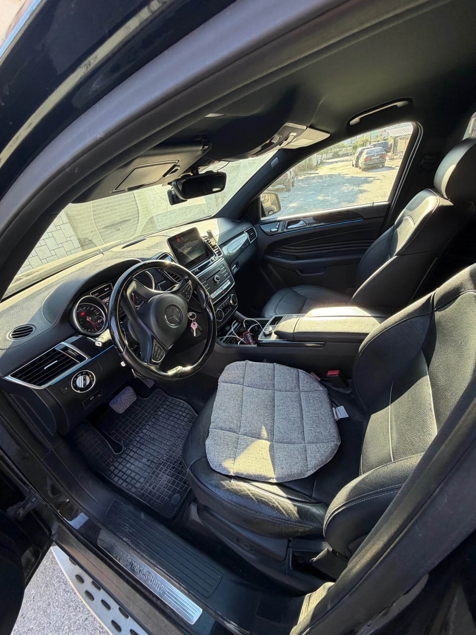 Mercedes-Benz GLE 350, снимка 6 - Автомобили и джипове - 56021831