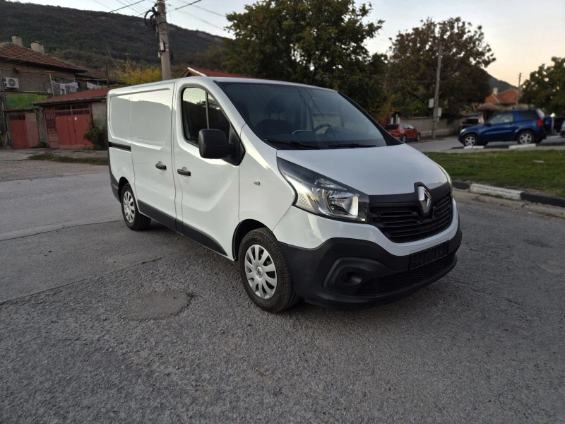 Renault Trafic 1.6dCi Energy, снимка 13 - Бусове и автобуси - 47709473