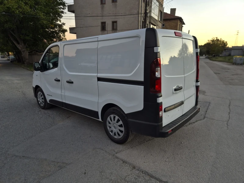 Renault Trafic 1.6dCi Energy, снимка 6 - Бусове и автобуси - 47709473