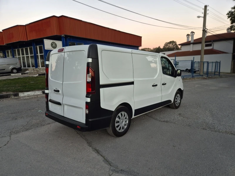 Renault Trafic 1.6dCi Energy, снимка 14 - Бусове и автобуси - 47709473