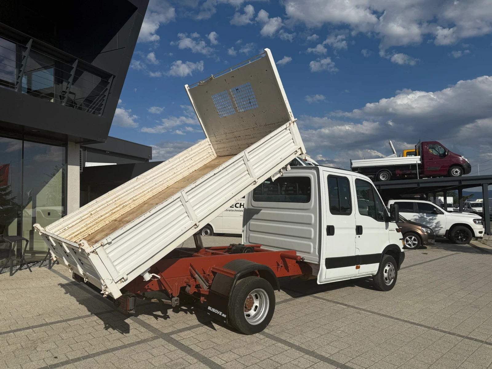 Iveco Daily 35C11 до 3.5т. 7-местен  - изображение 7
